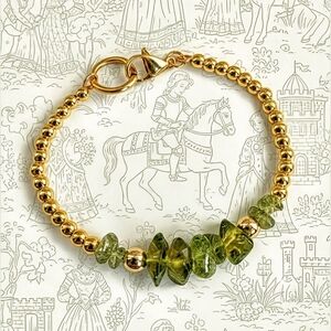Natural Bright Green Peridot Chips & Gold Ball Beads Bracelet